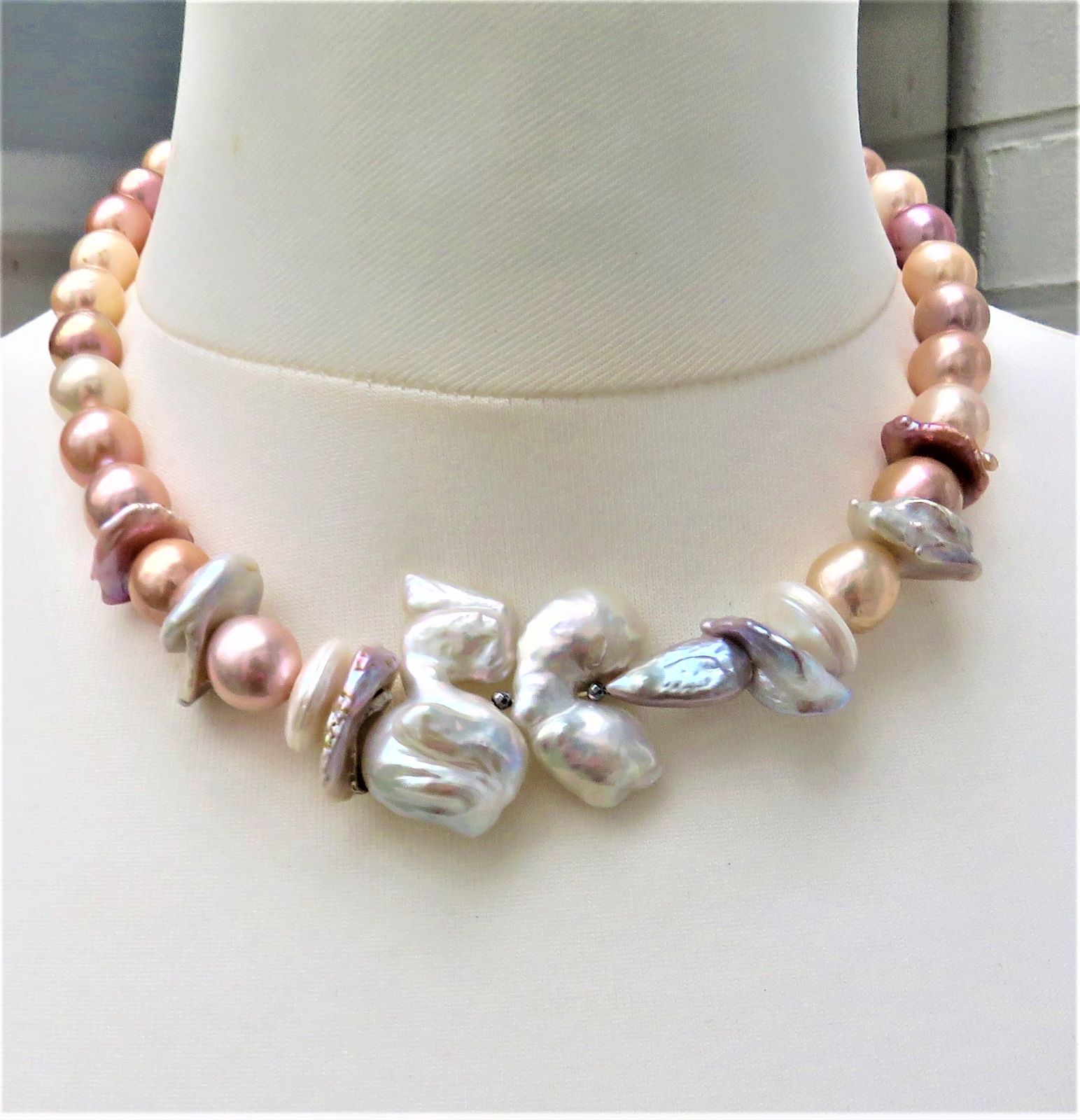 IMG_2387-3-5129 Keshi Perlen Kette Ming Perlen Kette Süßwasser Perlen Collier Unikat Kette 5129