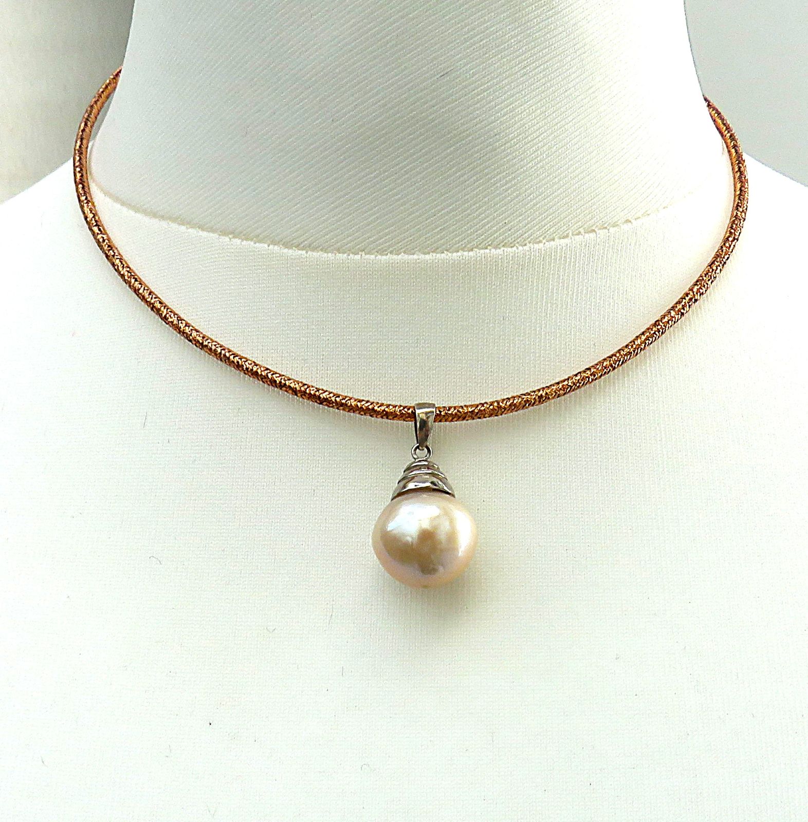 Ming Perle Anhänger Tropfen Top Ware  4938 C mit magnetischem Halsreif 5701